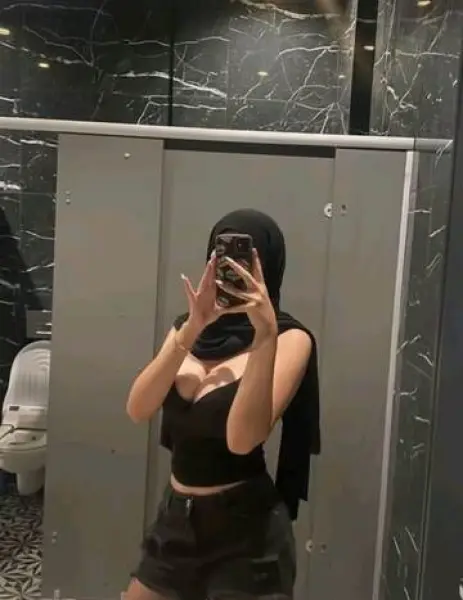 ŞİŞLİ Escort SILA - Gerçek Fotoğraflı Doğrulanmış Profil ŞİŞLİ VIP Escort SILA - Doğrulanmış Model